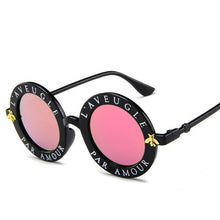 Load image into Gallery viewer, Fashion bee Sunglasses
